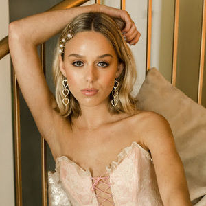 Meet your Posher, Lucy